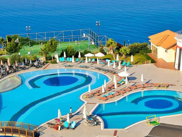 Sealight Resort
