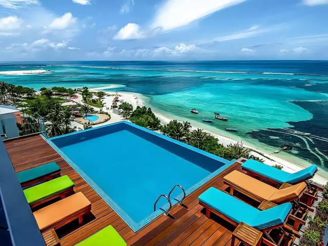 Triton Prestige Seaview