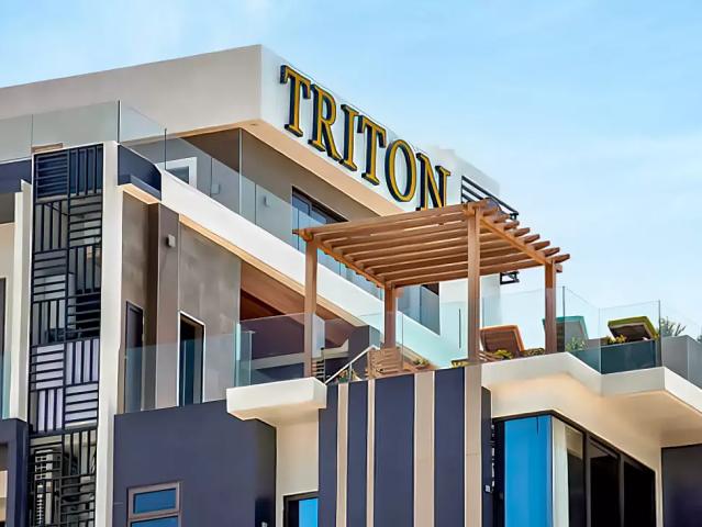 Triton Prestige Seaview