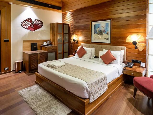 Sandyy Wavess Beach Resort