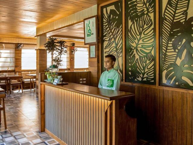 Coral Reef Resort & Spa