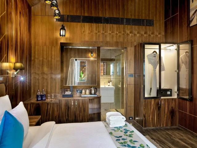 Coral Reef Resort & Spa