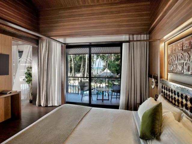 Coral Reef Resort & Spa