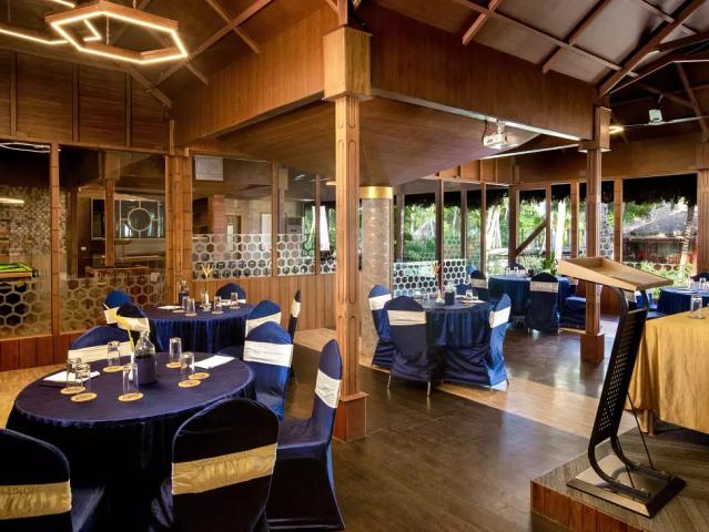Coral Reef Resort & Spa