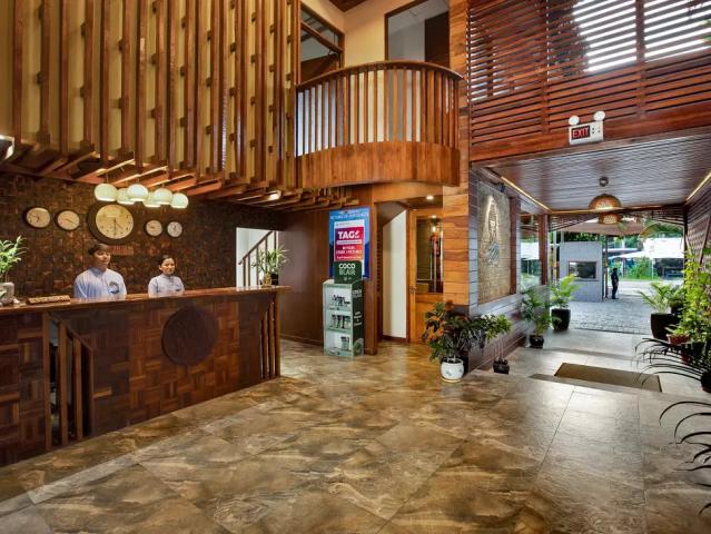 Coral Reef Resort & Spa