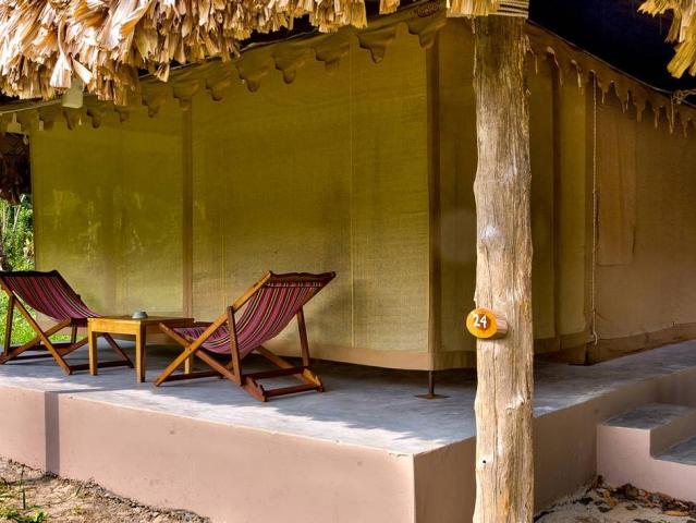 Barefoot Resort