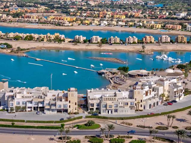 Creek Hotel & Residences El Gouna