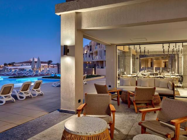 Creek Hotel & Residences El Gouna