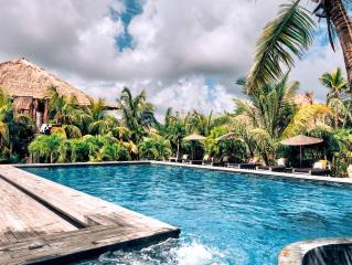 Radhoo Tulum