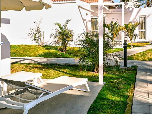 Miraflor Suites
