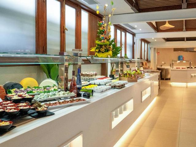 Miraflor Suites