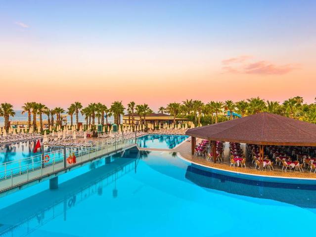 Kirman Sidera Luxury & Spa