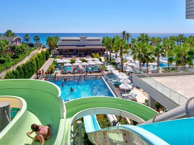 Kirman Sidera Luxury & Spa