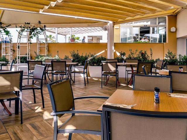 Seabank Resort & Spa