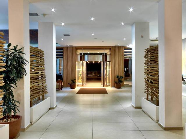 Seabank Resort & Spa