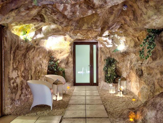 Seabank Resort & Spa