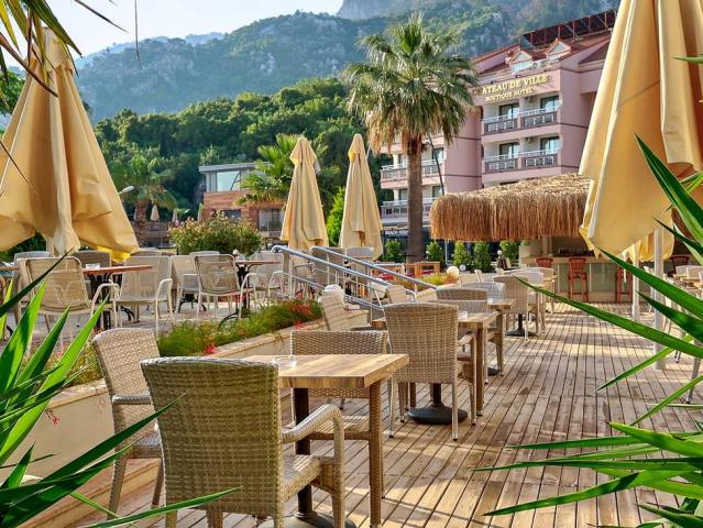 Faros Premium Beach