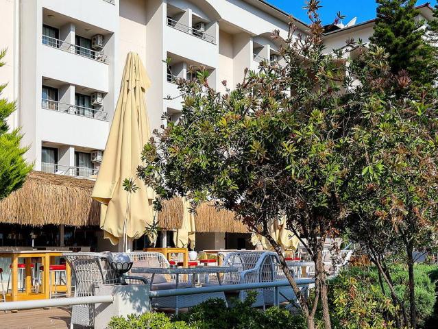 Faros Premium Beach