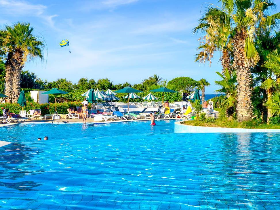 One Resort El Mansour