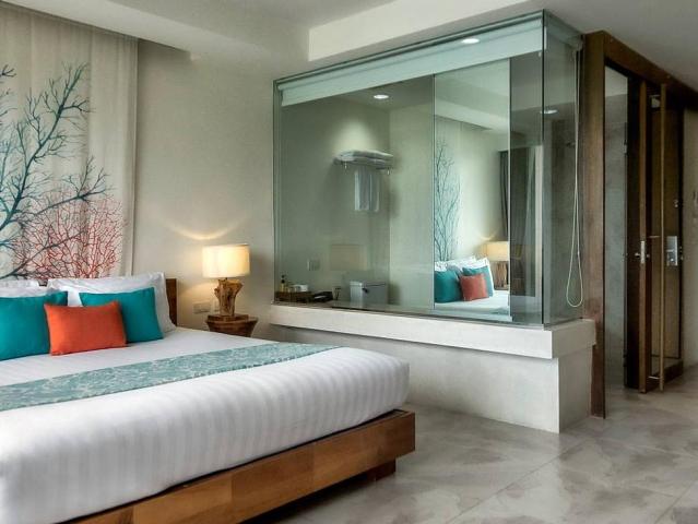 Bandara Phuket Beach Resort
