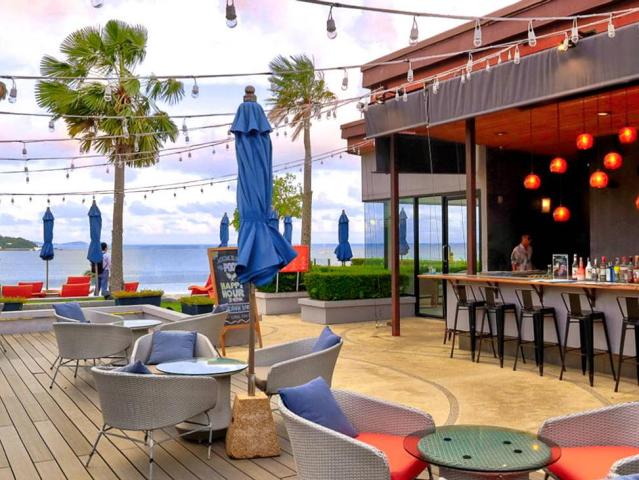 Bandara Phuket Beach Resort