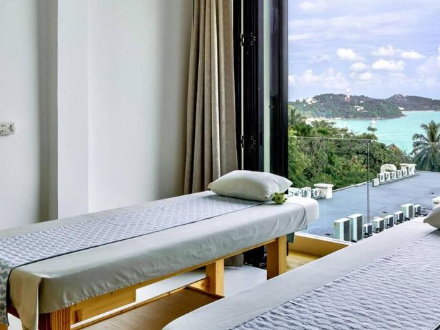 Bandara Phuket Beach Resort