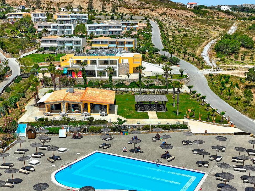 Grand Blue Beach