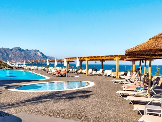 Grand Blue Beach