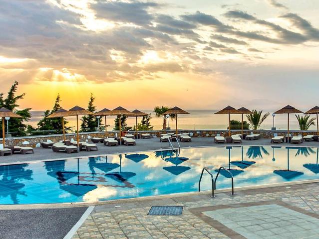 Grand Blue Beach