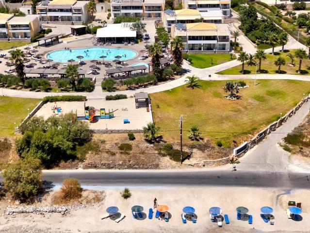 Grand Blue Beach
