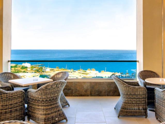 Grand Blue Beach