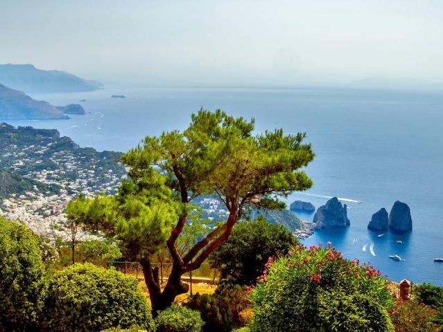 ﻿Itálie - Top Italia - od Neapole po Benátky