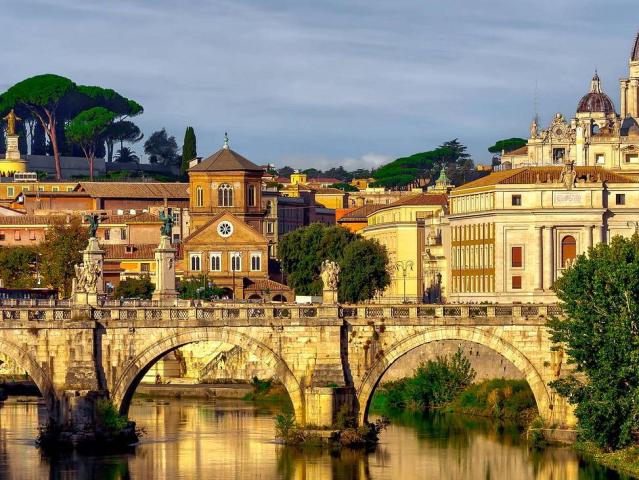 ﻿Itálie - Top Italia - od Neapole po Benátky