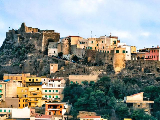 ﻿Sardinie a Korsika - smaragdové perly