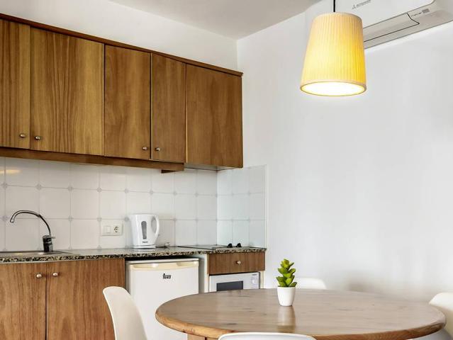 Vibra Blanc Cottage