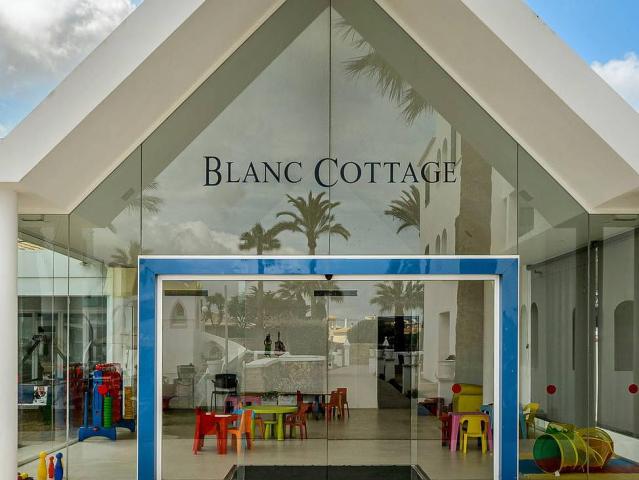 Vibra Blanc Cottage
