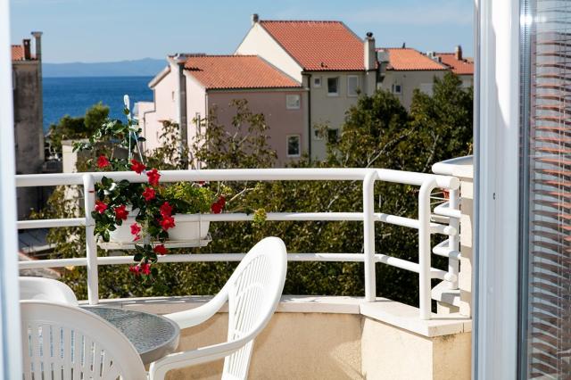 Balkon studia, Vila Pavica, Tučepi, Chorvatsko, CK