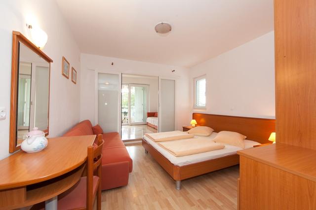 Apartmán pro 2+3 osoby, Vila Pavica, Tučepi, Chorvatsko, CK