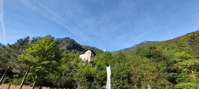 Rakousko, pěší turistika na jeden den v Raxalpe, CK
