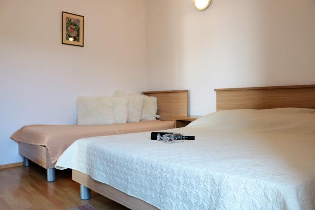 CK Chorvatsko Gradac Vila Slavena ložnice studia 2+1