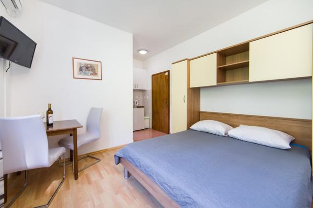 CK Chorvatsko Gradac Vila Slavena ST 2
