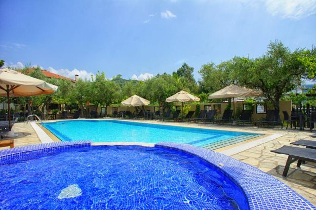 CK hotelový bazén, Saily Beach Hotel Koropi, Řecko