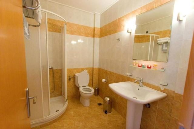 Pokoj pro 2 osoby, koupelna, Hotel Lito, Edipsou, ostrov Evia, 