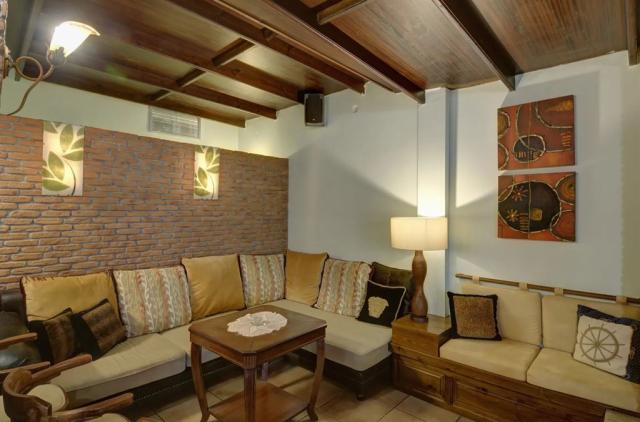 Posezení v lobby hotelu Katia, Afissos, Pelion, Řecko, CK