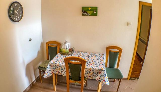 CK, Gradac, vila Bartul  AP2+1 jídelna