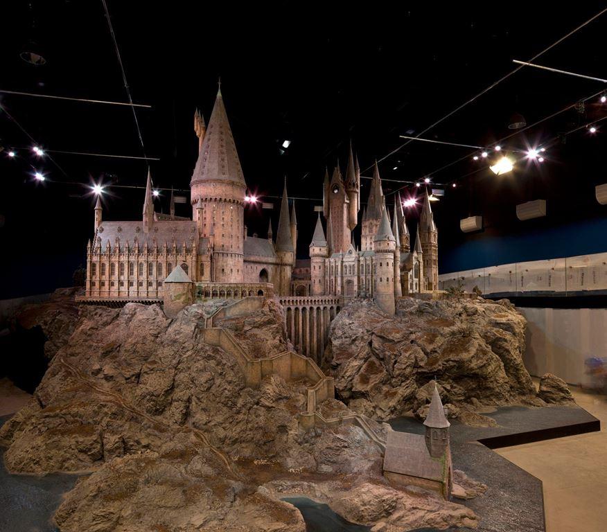CK, Londýn, Warner Bros. Studio