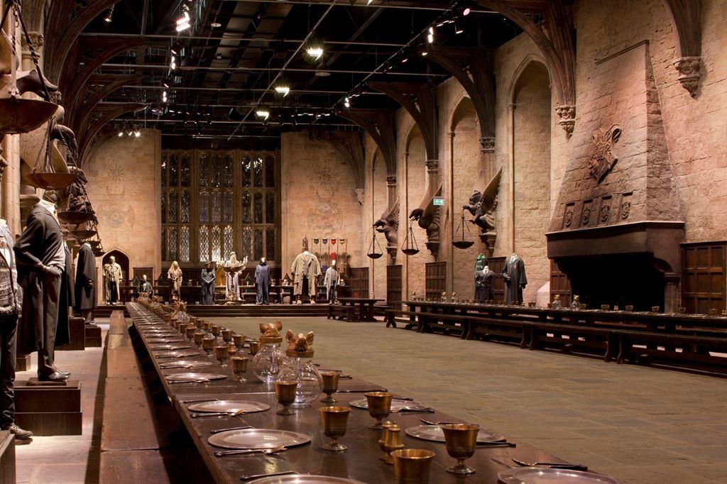CK, Londýn, Warner Bros. Studio