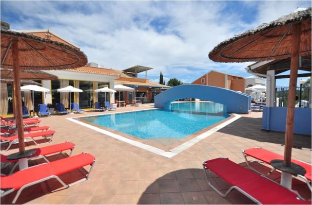 Bazén, Michelangelo Resort, Kassiopi, Korfu, Řecko, CK