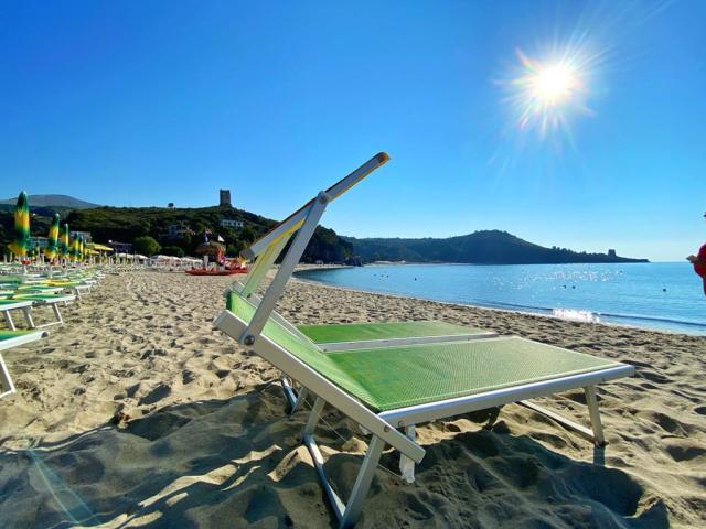 CK CK, Villaggio Esca, Marina di Camerota