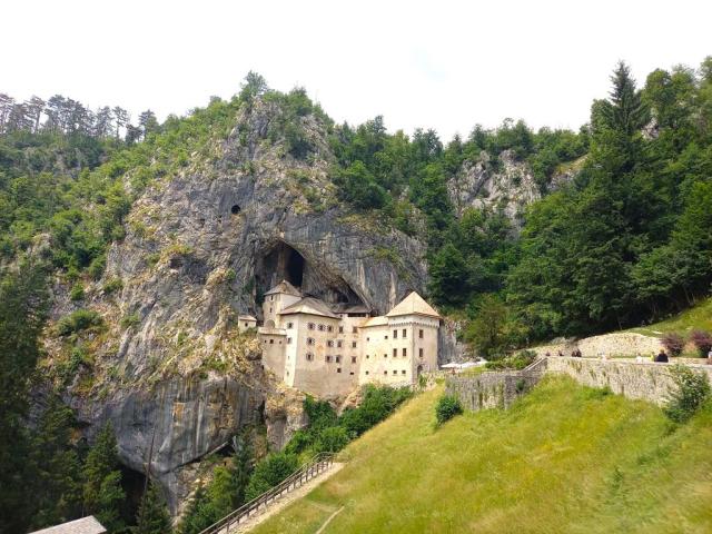 CK, Slovinsko, Predjamský hrad
